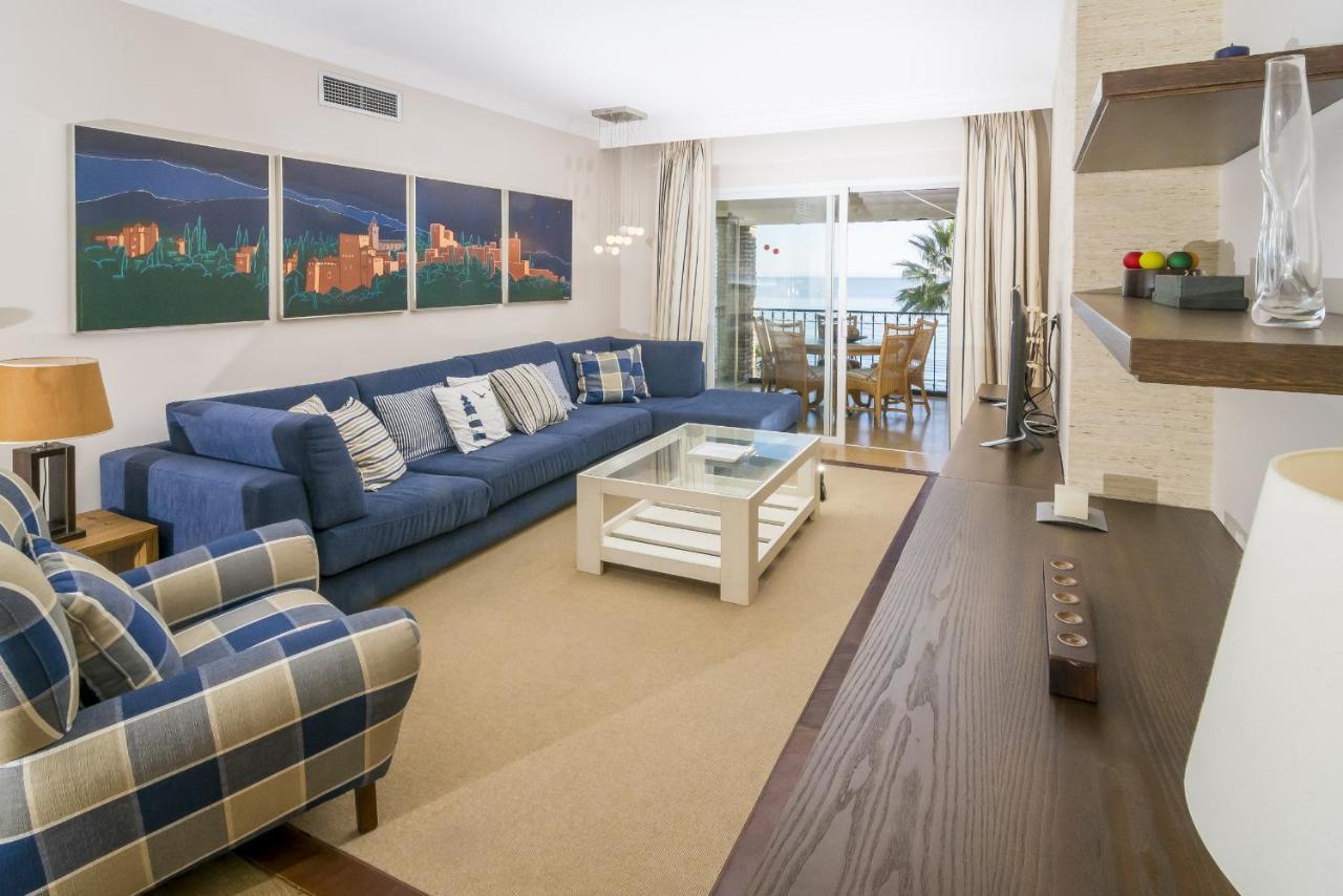 Hb - Comfortable Beachfront Holiday Apartment Estepona Exteriér fotografie