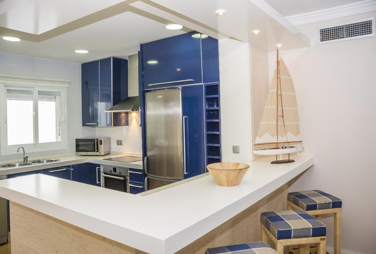 Hb - Comfortable Beachfront Holiday Apartment Estepona Exteriér fotografie